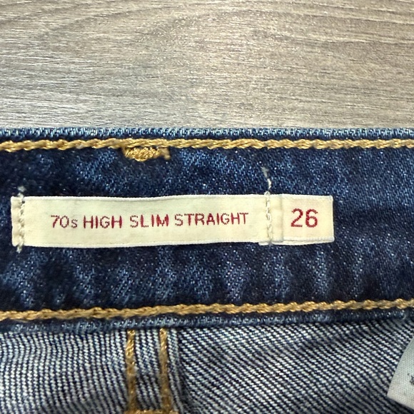 70’s Levi’s Classic Blue Women's Jeans - Picture 3 of 8